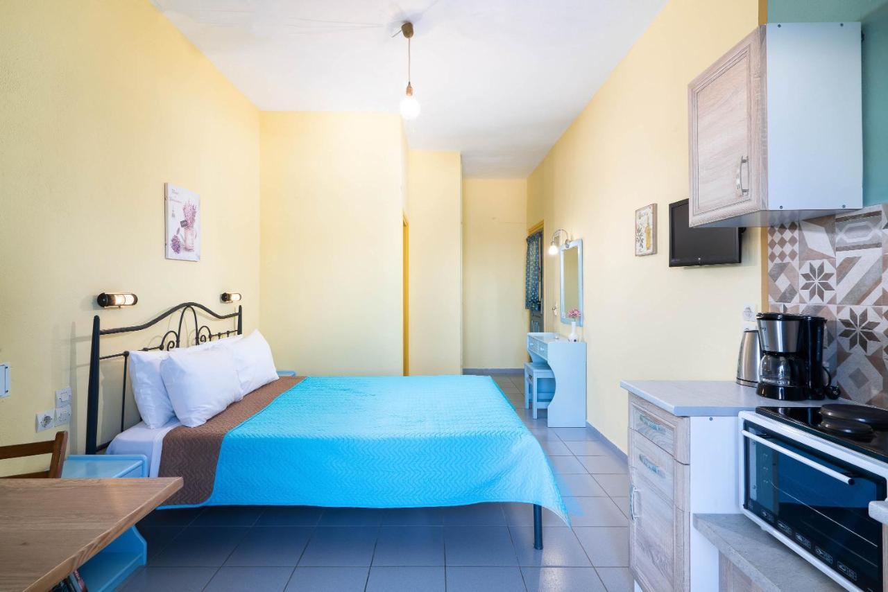 Apartment Afroditi Makry Gialos (Crete)
