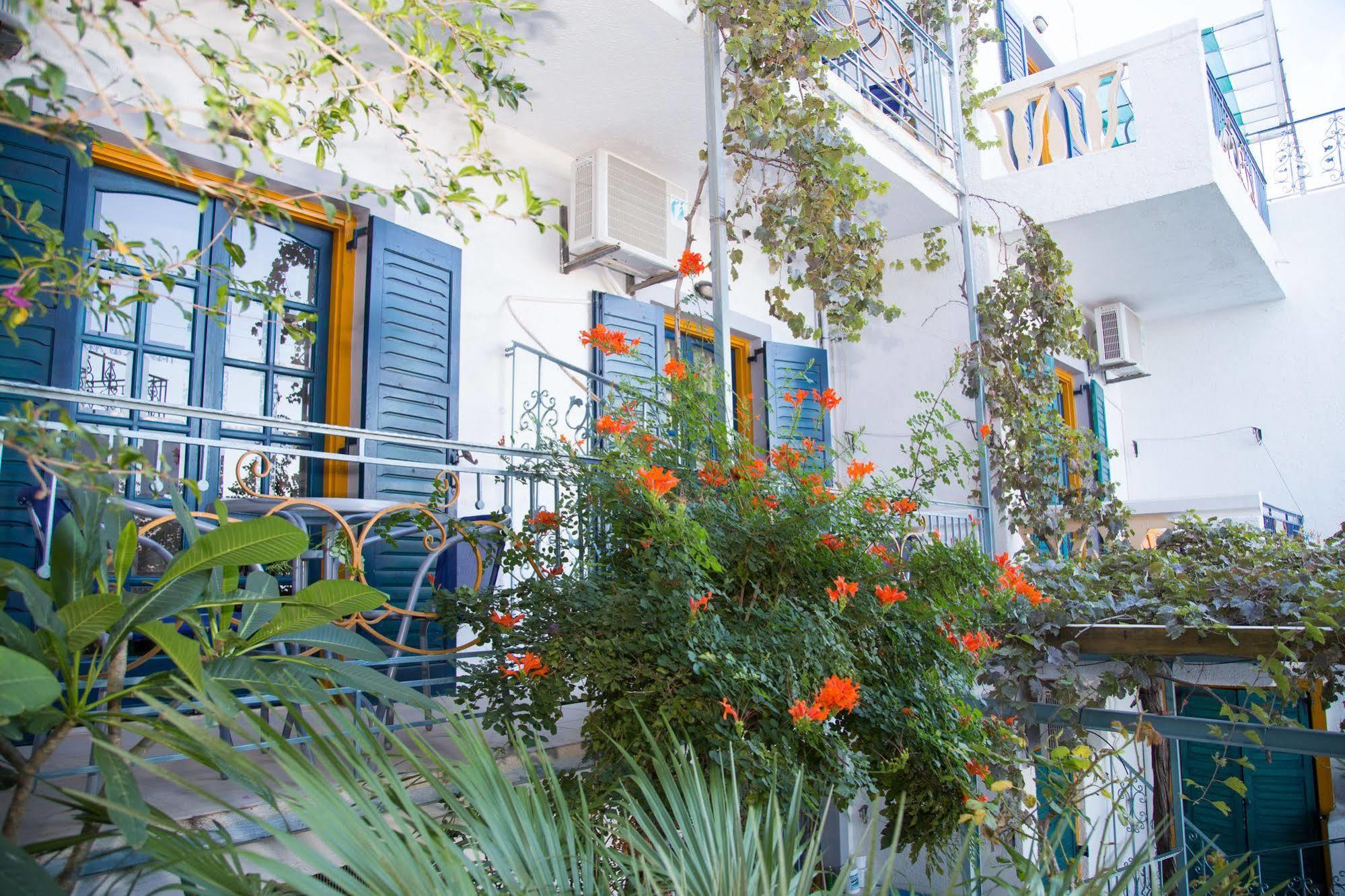 Afroditi Apartment *